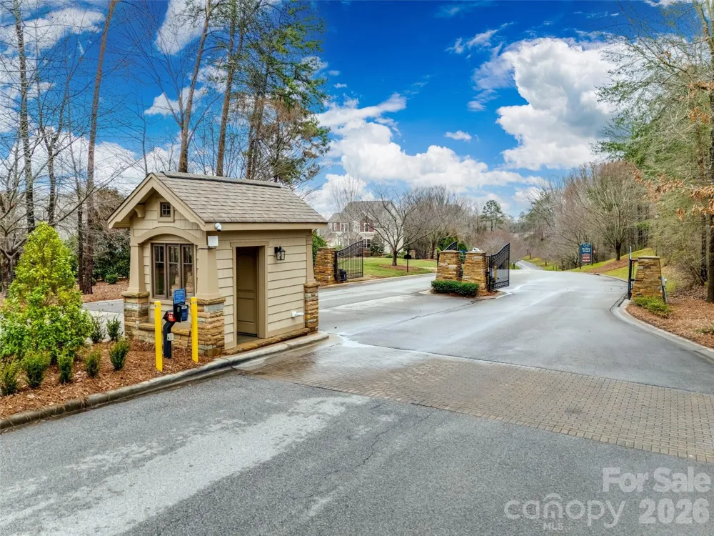 8019 Longwaters Court York, SC 29745