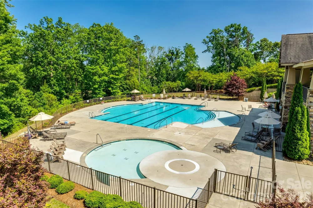 8019 Longwaters Court York, SC 29745