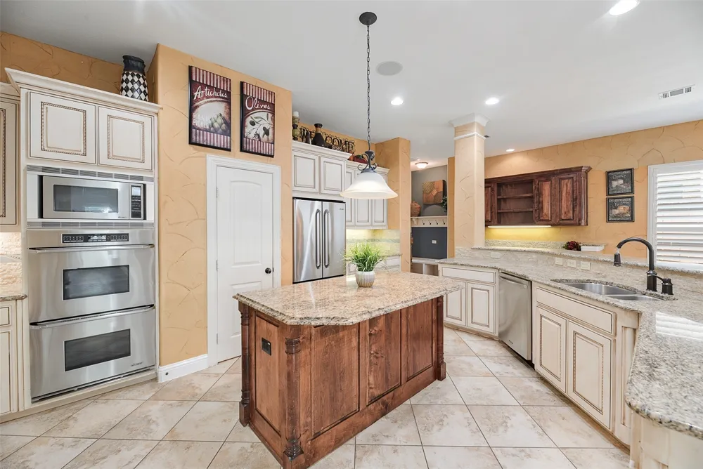 409 Silverado Trail Keller, TX 76248