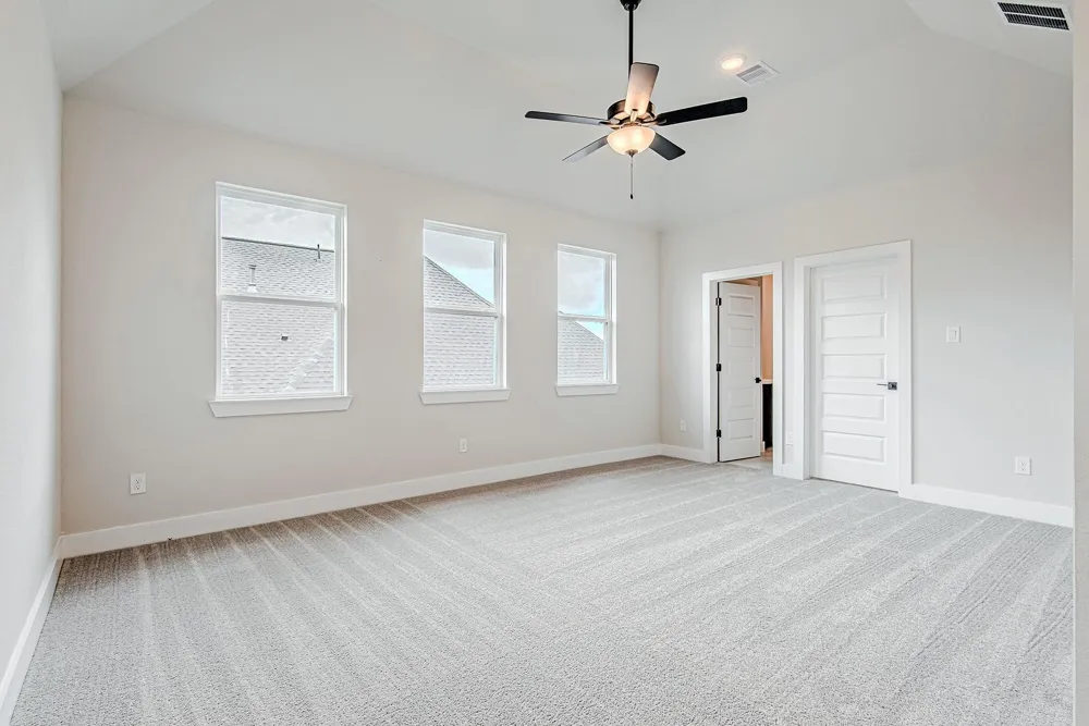145 Peninsula Point Drive Montgomery, TX 77356