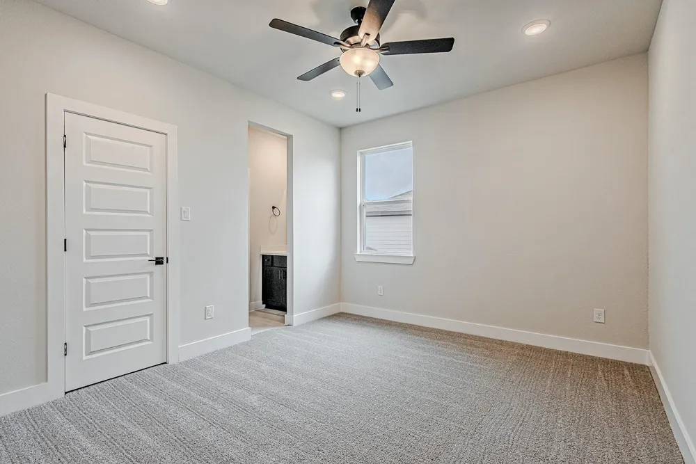 145 Peninsula Point Drive Montgomery, TX 77356