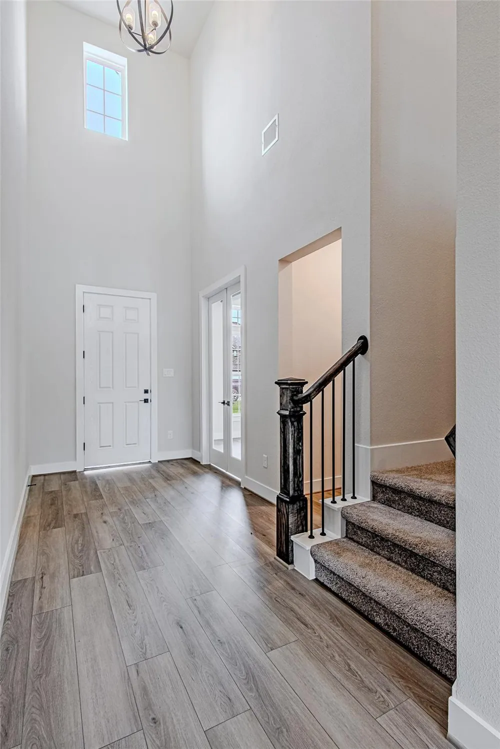 145 Peninsula Point Drive Montgomery, TX 77356