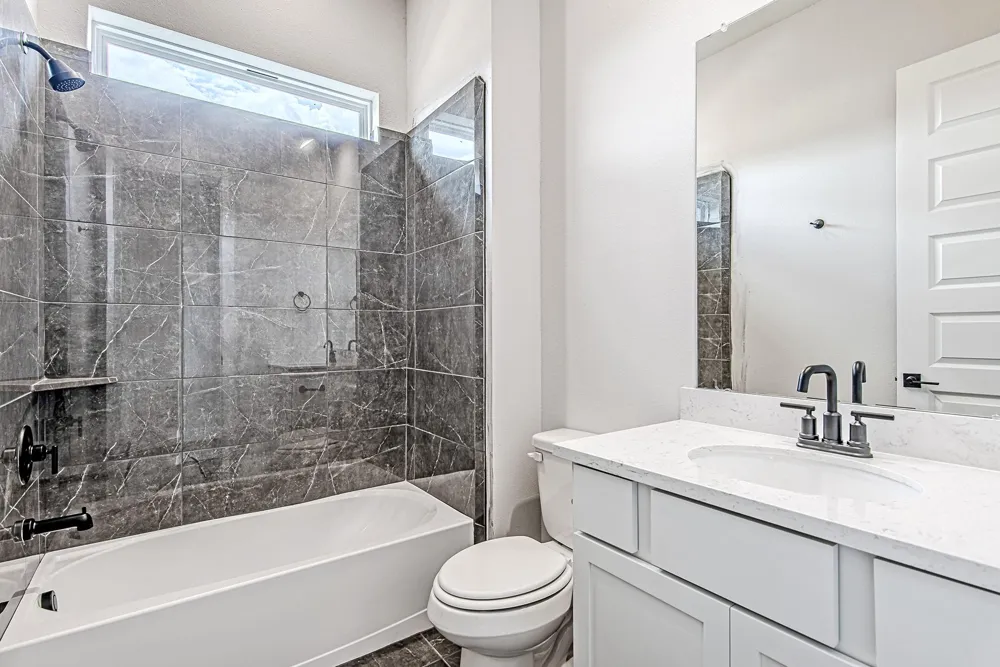 141 Peninsula Point Drive Montgomery, TX 77356