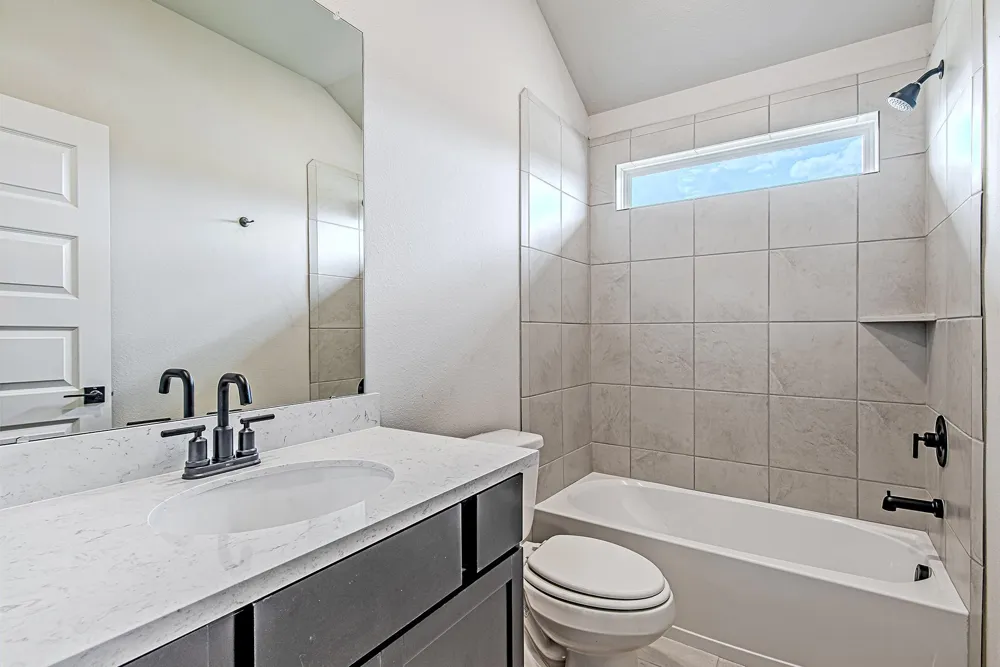 141 Peninsula Point Drive Montgomery, TX 77356