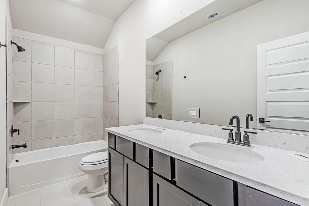 141 Peninsula Point Drive Montgomery, TX 77356