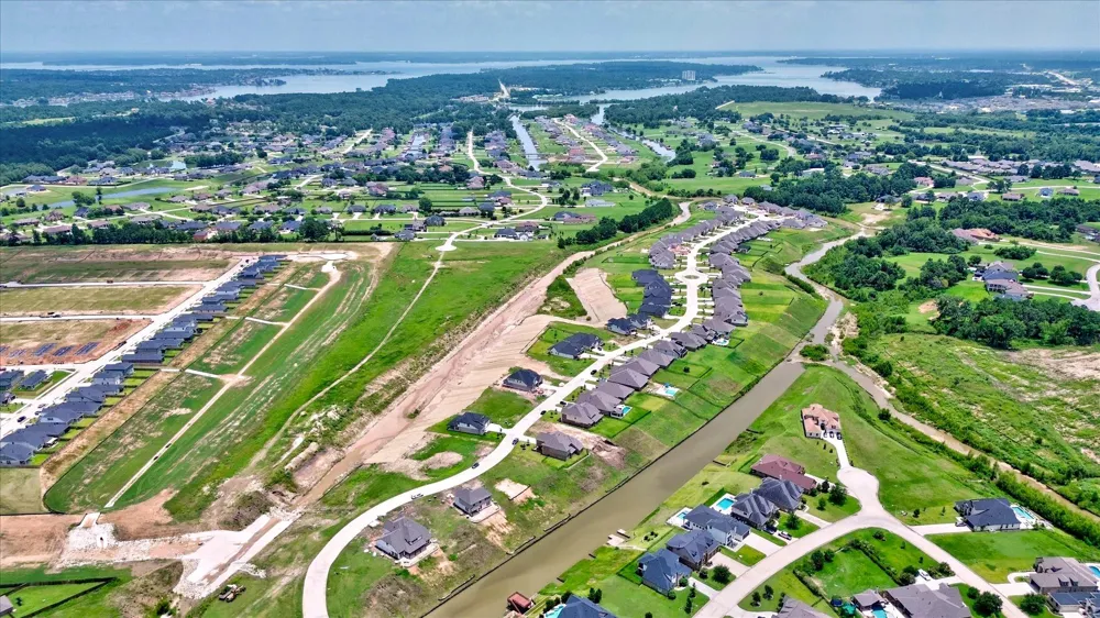 141 Peninsula Point Drive Montgomery, TX 77356