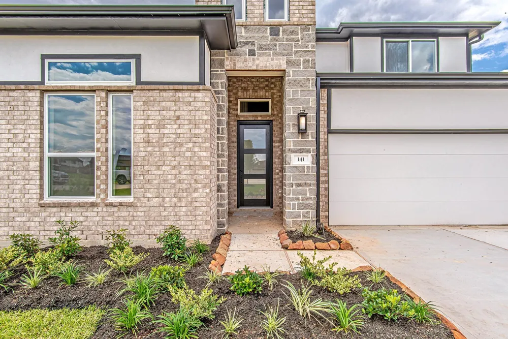 141 Peninsula Point Drive Montgomery, TX 77356