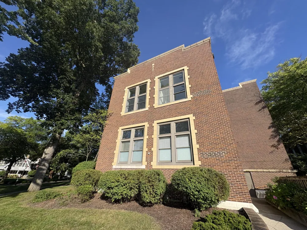 2006 Wealthy Street SE #104 Grand Rapids, MI 49506
