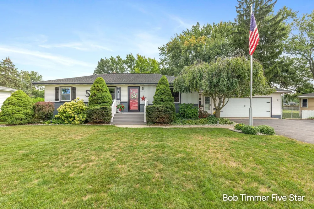 1300 Bauer Road Georgetown Charter Township, MI 49428