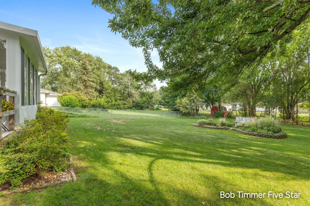 1300 Bauer Road Georgetown Charter Township, MI 49428