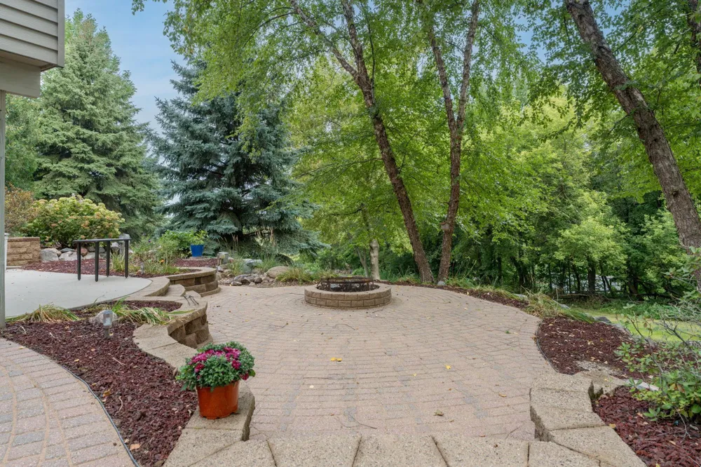 142 Jacks Drive Madison Lake, MN 56063