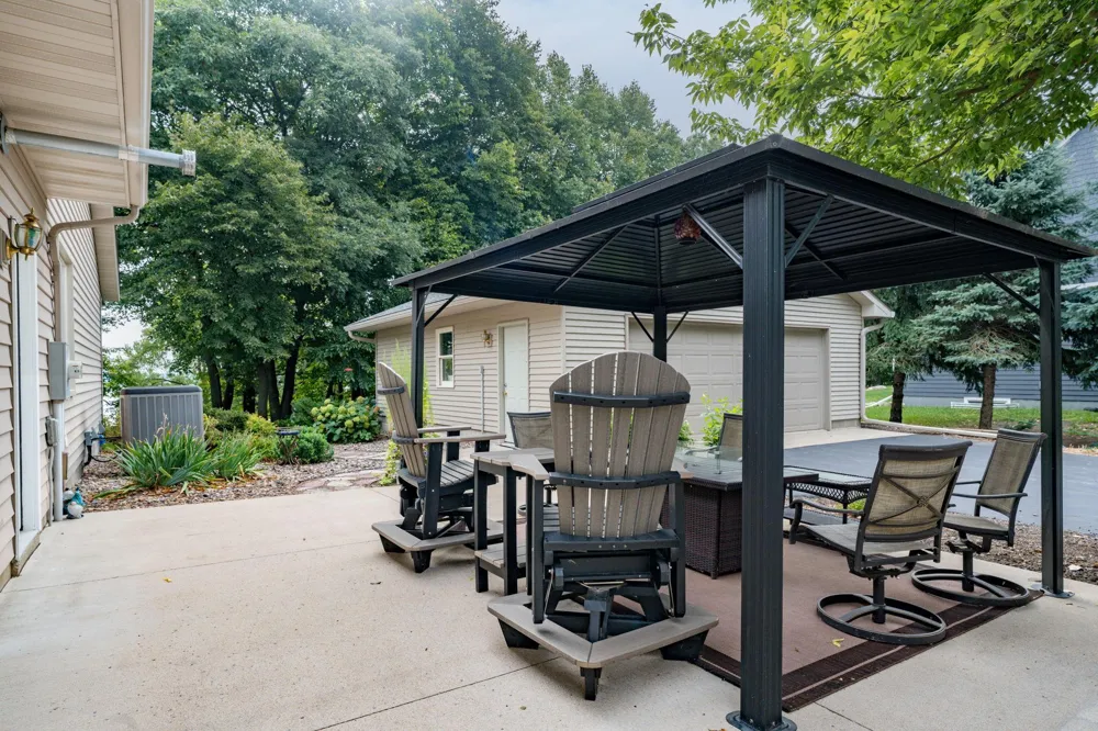 142 Jacks Drive Madison Lake, MN 56063
