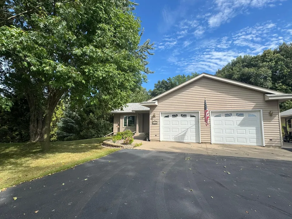 142 Jacks Drive Madison Lake, MN 56063