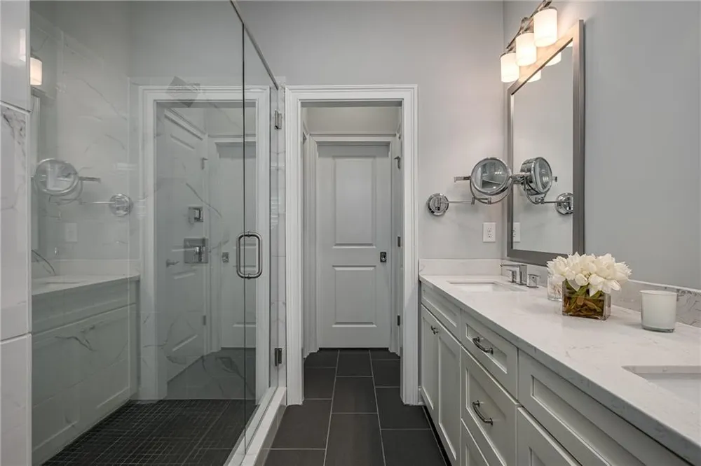 6719 Encore Boulevard Sandy Springs, GA 30328