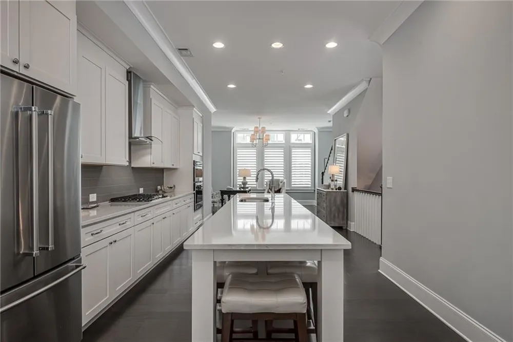 6719 Encore Boulevard Sandy Springs, GA 30328