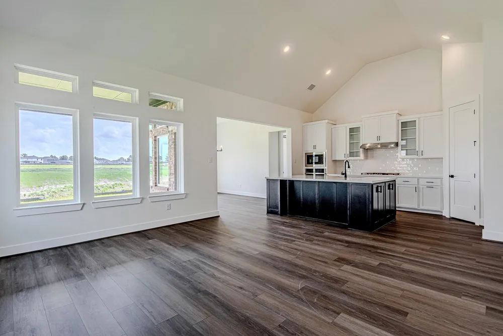 157 Peninsula Point Drive Montgomery, TX 77356