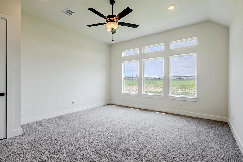 157 Peninsula Point Drive Montgomery, TX 77356