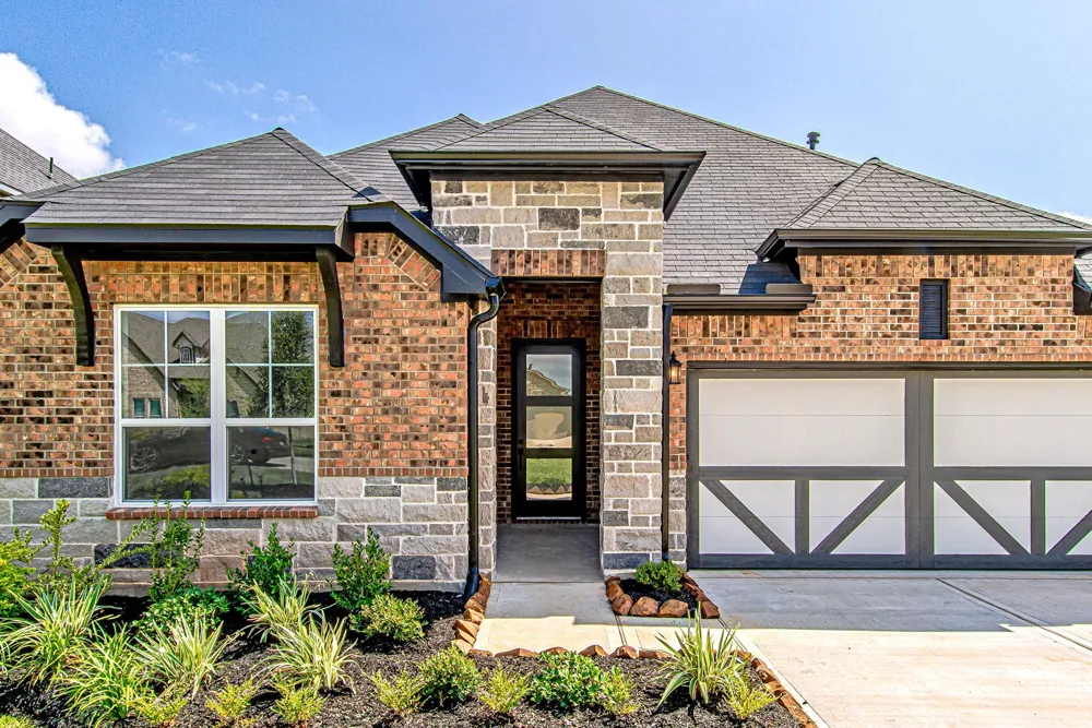 157 Peninsula Point Drive Montgomery, TX 77356