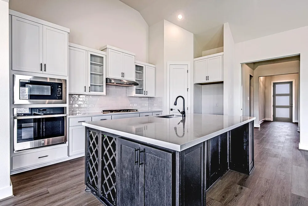 157 Peninsula Point Drive Montgomery, TX 77356