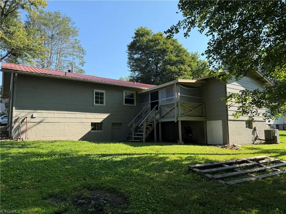 111 Arbor Street Boonville, NC 27011