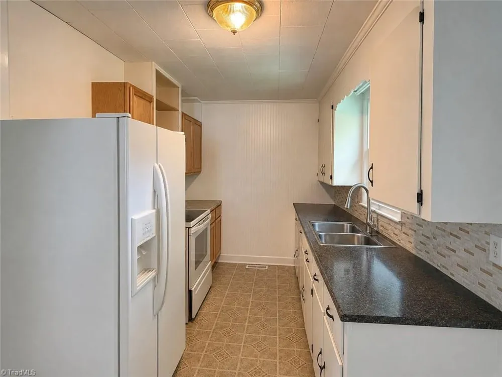 111 Arbor Street Boonville, NC 27011