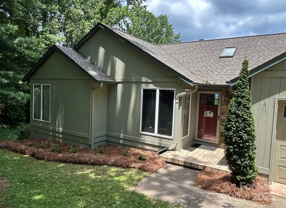 545 Summit Road Tryon, NC 28782