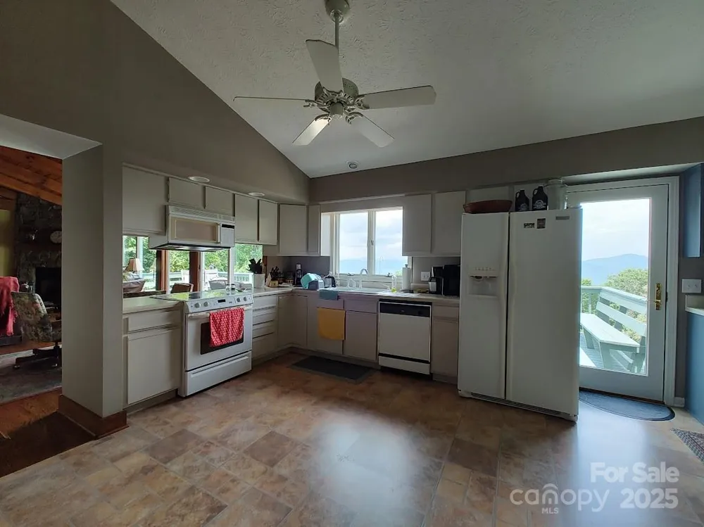 545 Summit Road Tryon, NC 28782
