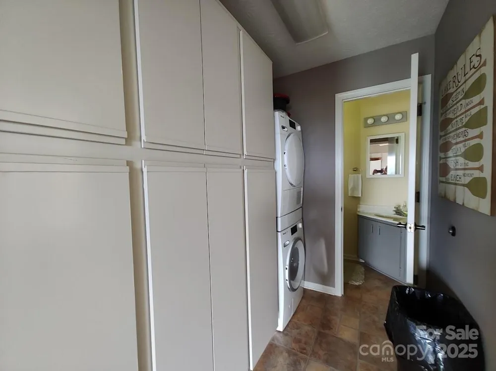 545 Summit Road Tryon, NC 28782