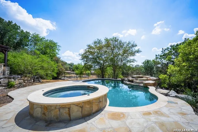 13035 Walking Horse San Antonio, TX 78023