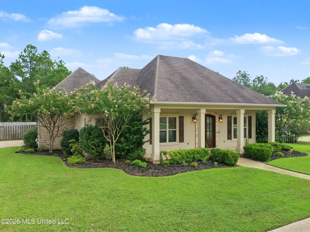 3408 Oakleigh Circle Ocean Springs, MS 39564