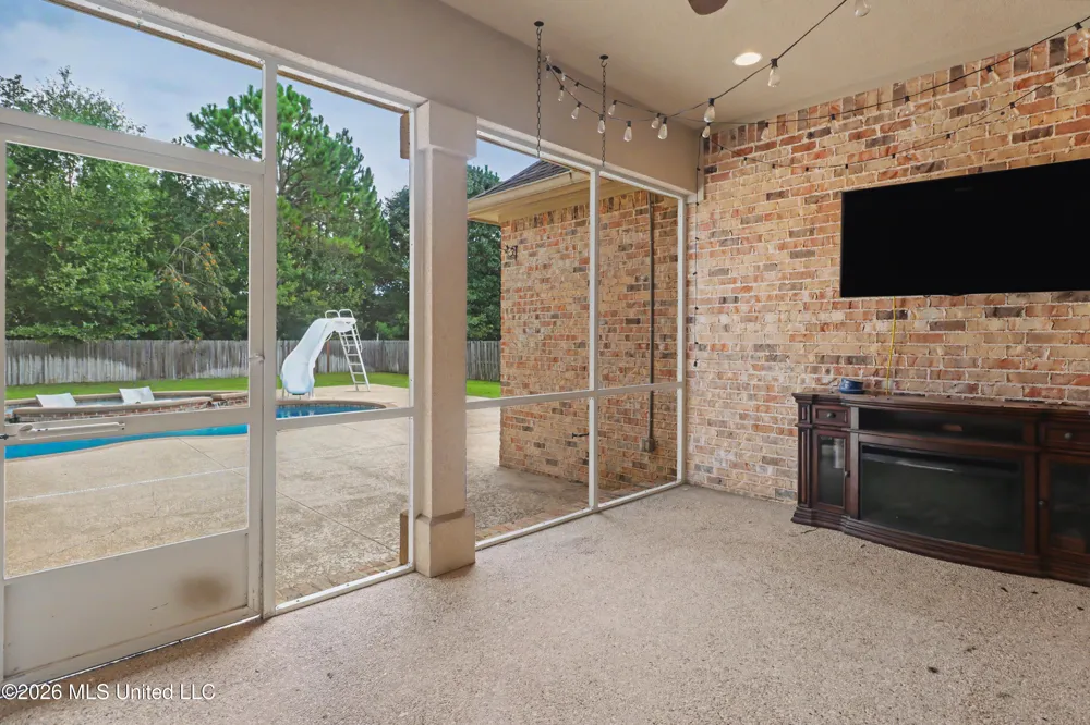 3408 Oakleigh Circle Ocean Springs, MS 39564