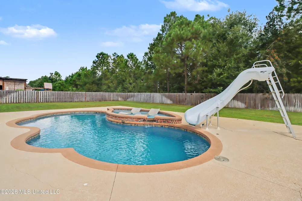3408 Oakleigh Circle Ocean Springs, MS 39564