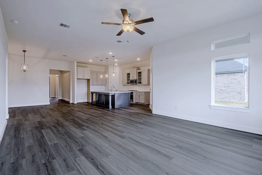 161 Peninsula Point Drive Montgomery, TX 77356