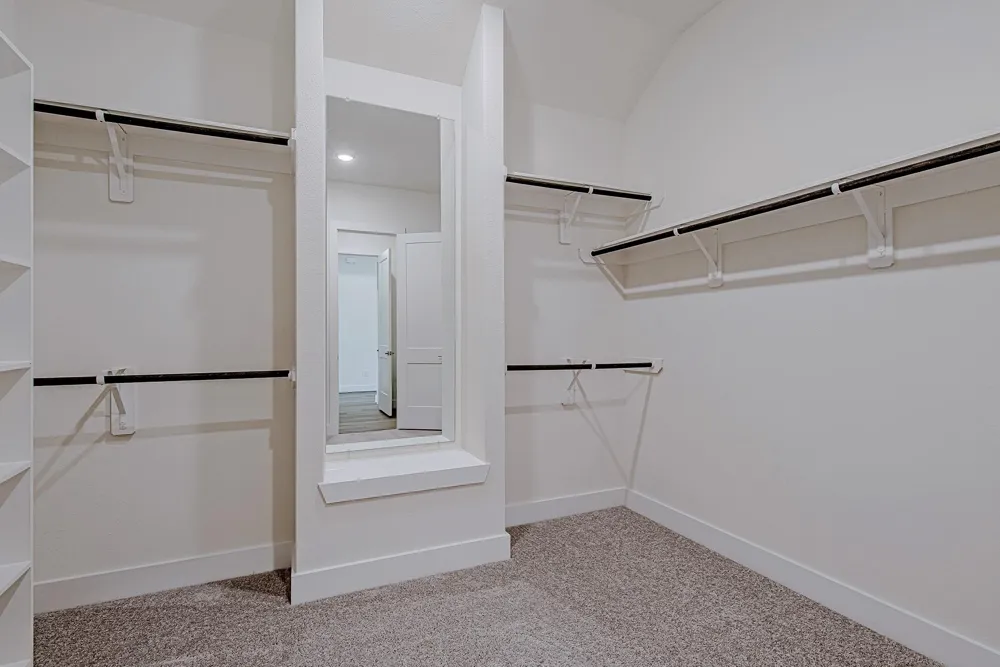 161 Peninsula Point Drive Montgomery, TX 77356