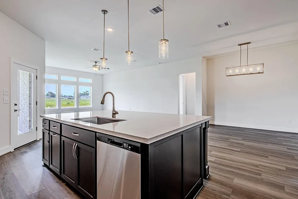161 Peninsula Point Drive Montgomery, TX 77356