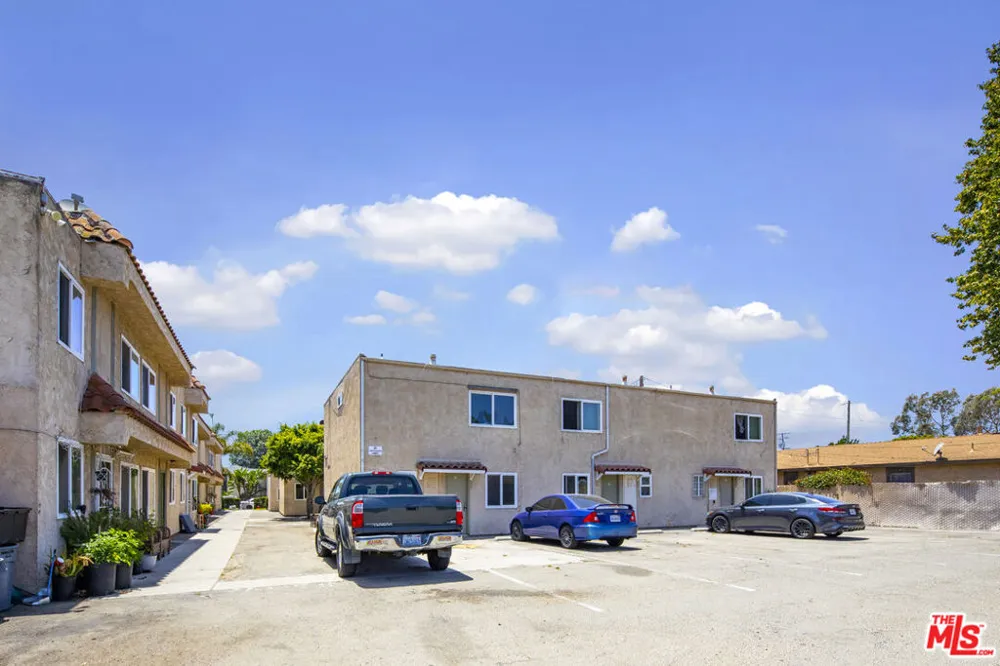 401 W Ramona Street Ventura, CA 93001