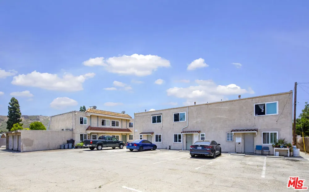 401 W Ramona Street Ventura, CA 93001