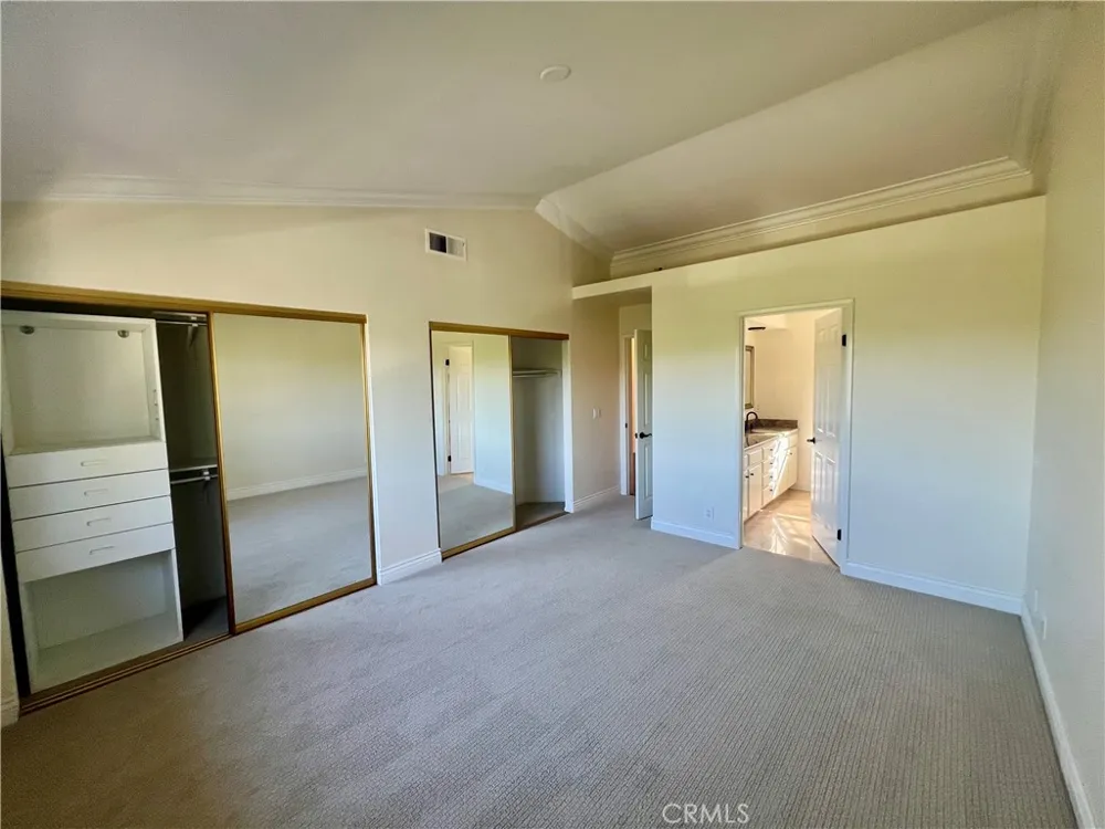 70 Meadowood Aliso Viejo, CA 92656