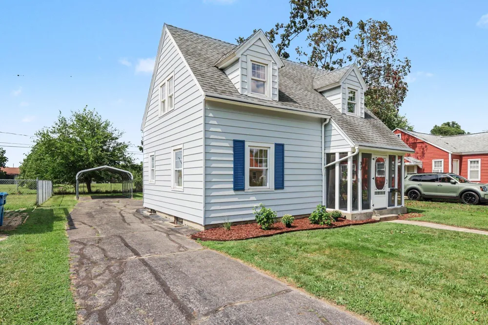 33 Pleasant Avenue Battle Creek, MI 49015