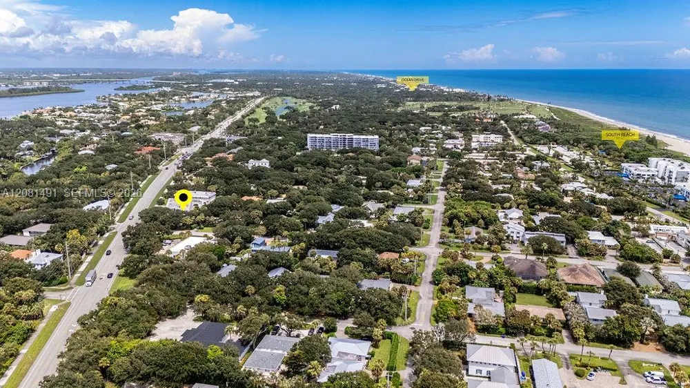 900 Jasmine Ln #105A Vero Beach, FL 32963
