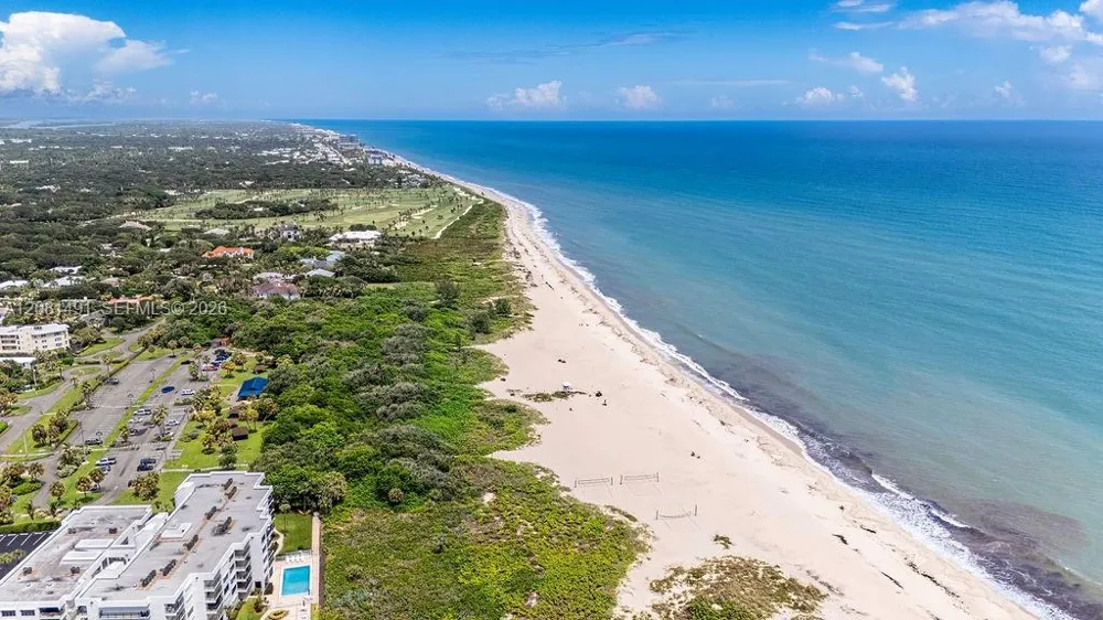 900 Jasmine Ln #105A Vero Beach, FL 32963