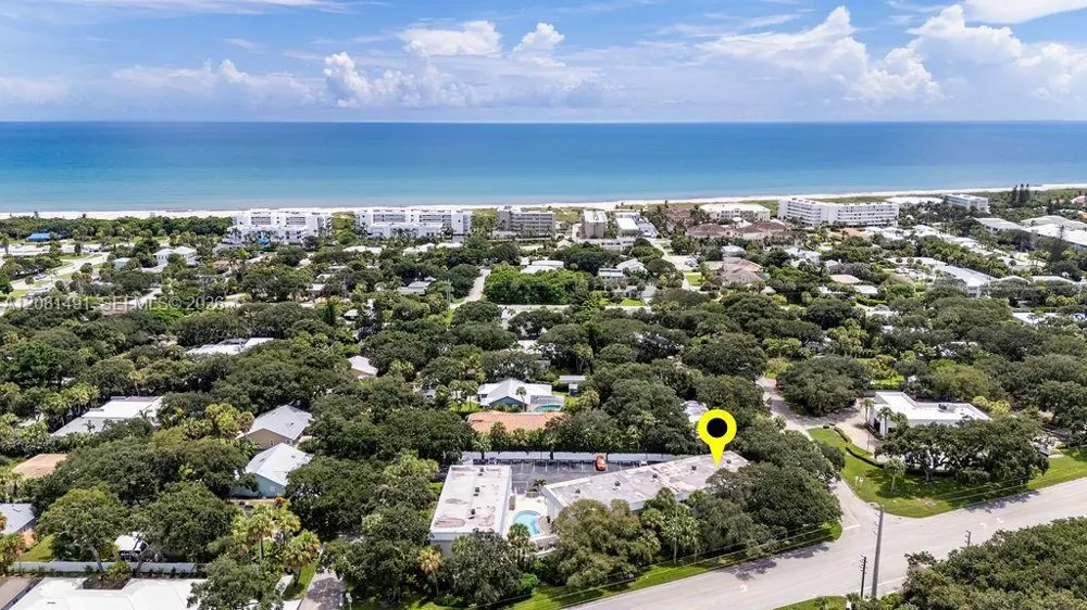 900 Jasmine Ln #105A Vero Beach, FL 32963