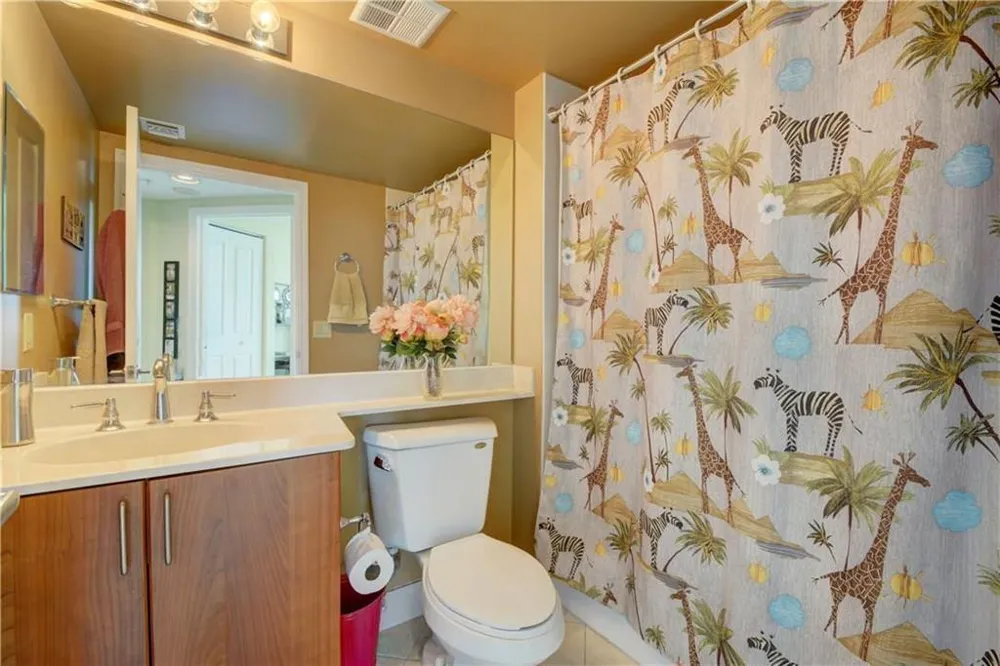 401 SW 4TH AVENUE #808 Fort Lauderdale, FL 33315