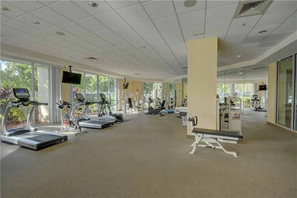 401 SW 4TH AVENUE #808 Fort Lauderdale, FL 33315