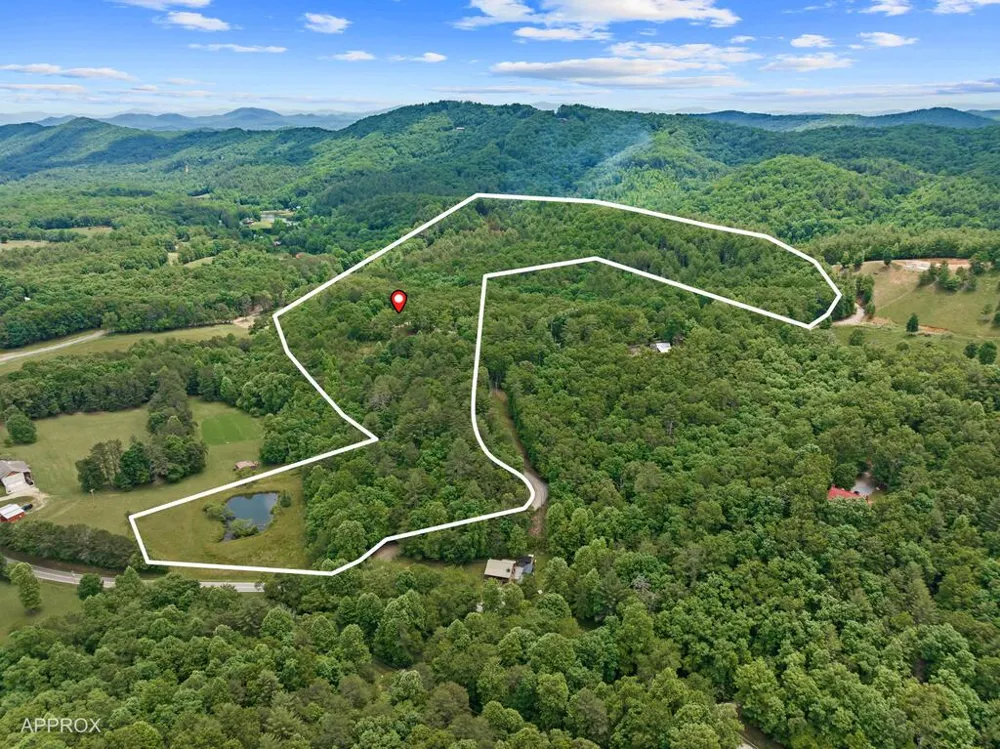 177 - A Shangri La Drive Mineral Bluff, GA 30559
