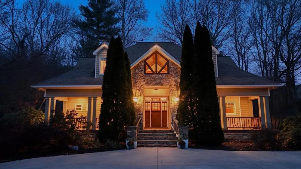 1949 Big Pine Drive Hiawassee, GA 30546