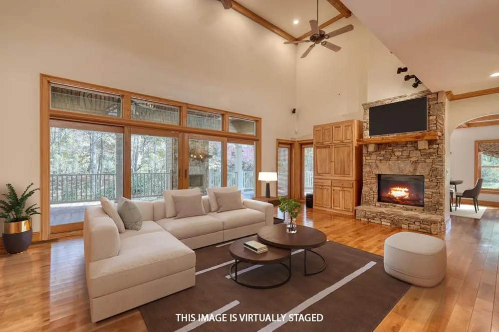1949 Big Pine Drive Hiawassee, GA 30546
