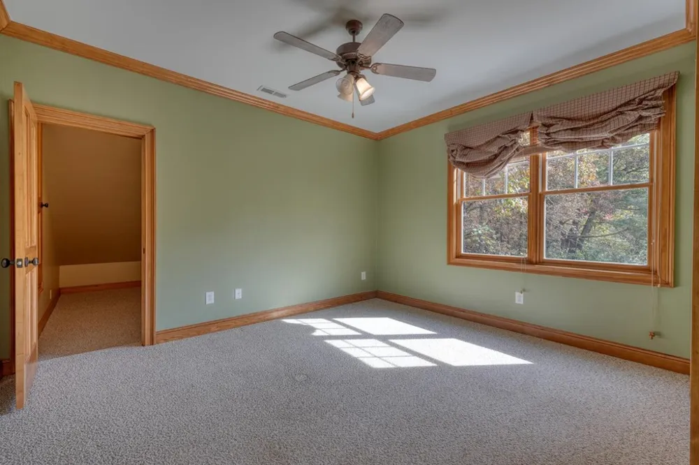 1949 Big Pine Drive Hiawassee, GA 30546