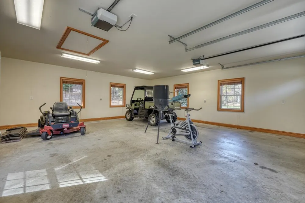 1949 Big Pine Drive Hiawassee, GA 30546