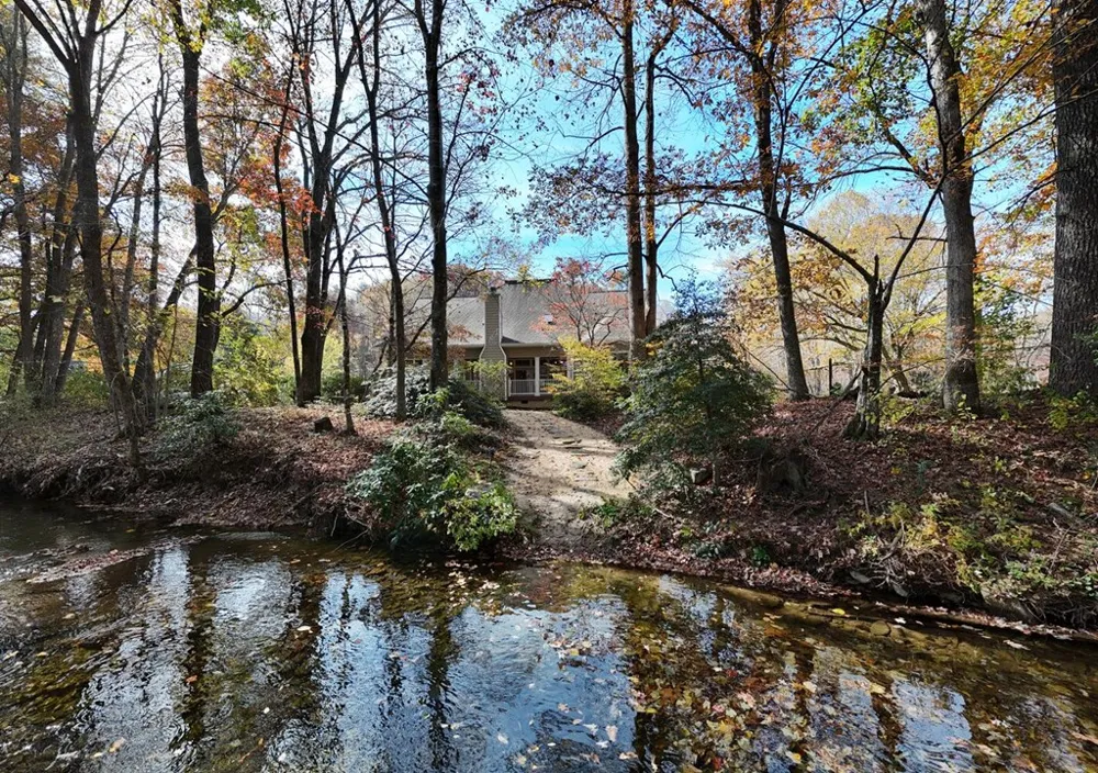 1949 Big Pine Drive Hiawassee, GA 30546